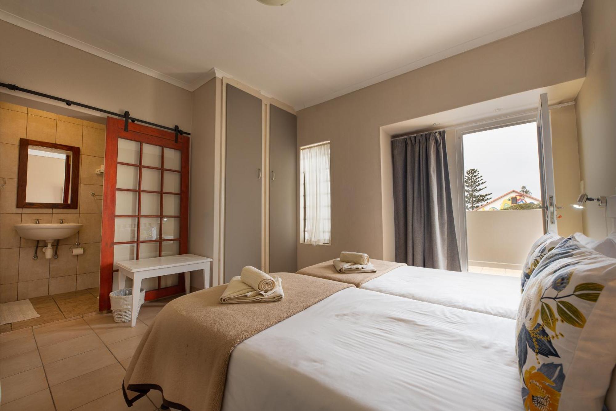 Guesthouse Fischreiher B&B ซวาคอปมุนด์ ภายนอก รูปภาพ