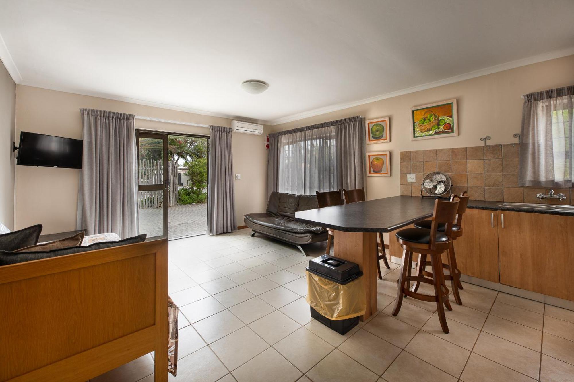 Guesthouse Fischreiher B&B ซวาคอปมุนด์ ภายนอก รูปภาพ