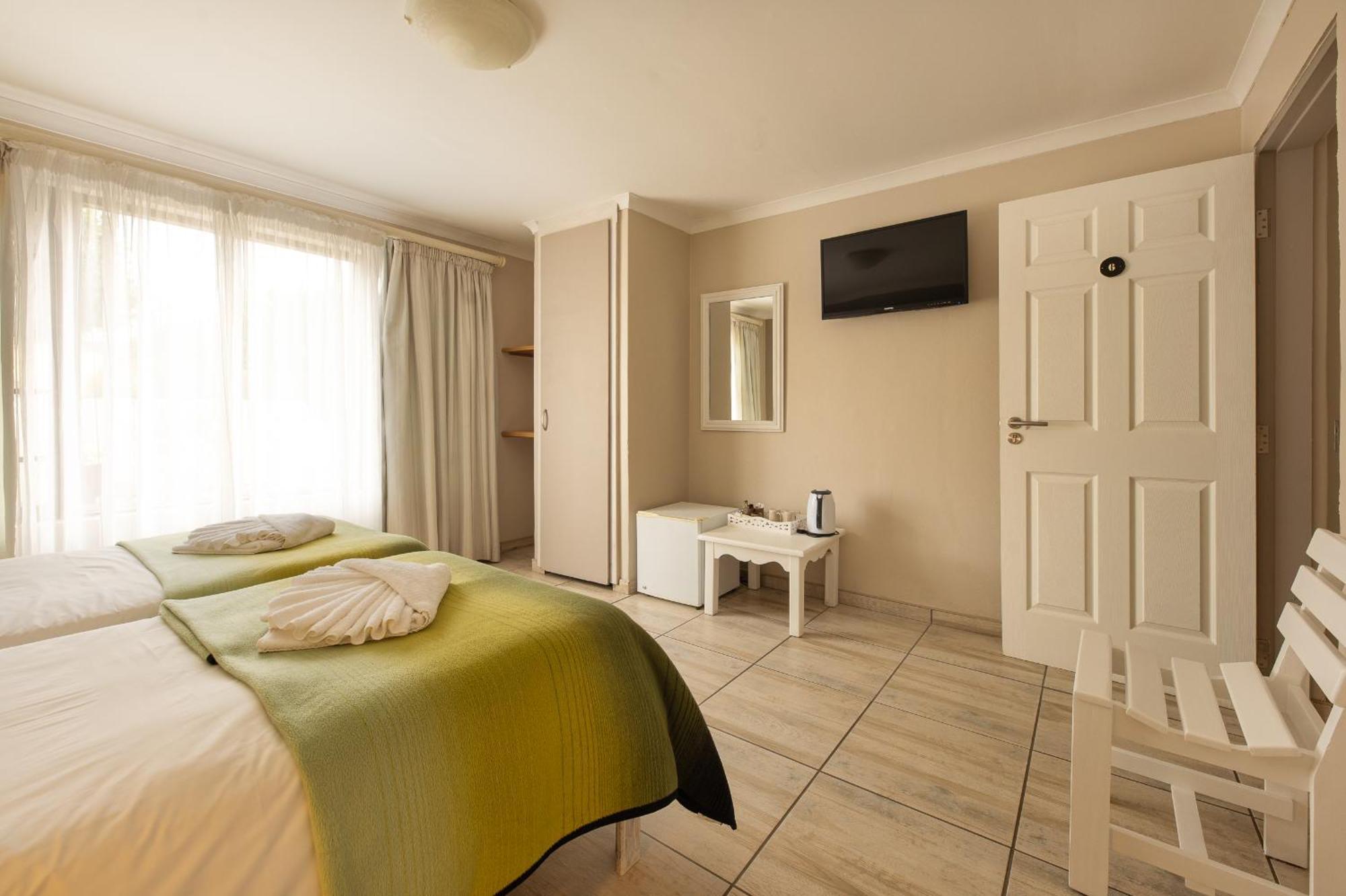 Guesthouse Fischreiher B&B ซวาคอปมุนด์ ภายนอก รูปภาพ
