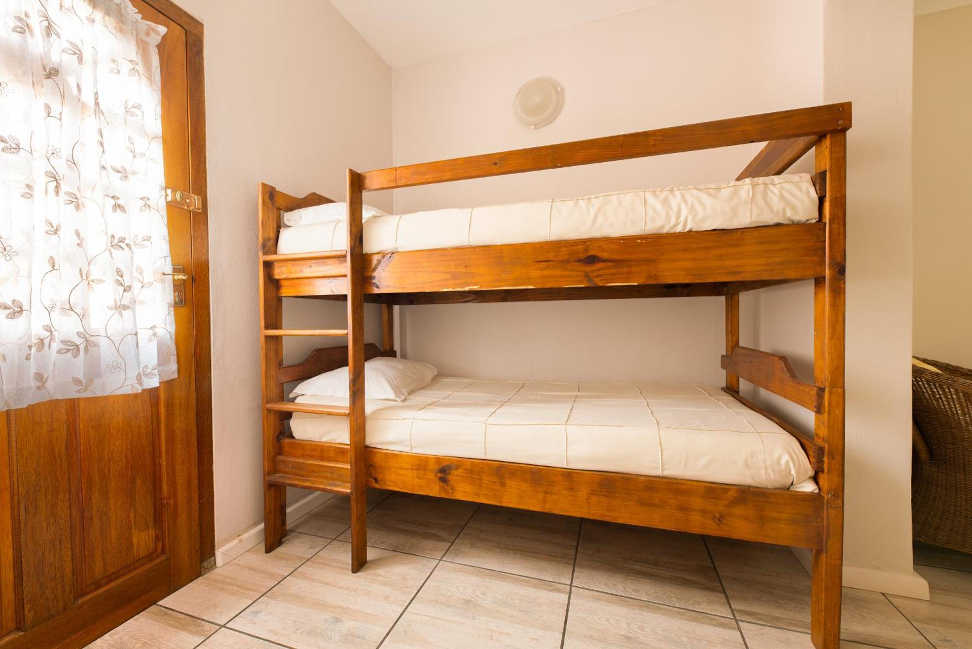 Guesthouse Fischreiher B&B ซวาคอปมุนด์ ภายนอก รูปภาพ